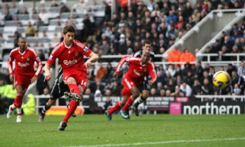 圣詹姆斯公园奇迹!纽卡斯尔补时绝平利物浦保住不败