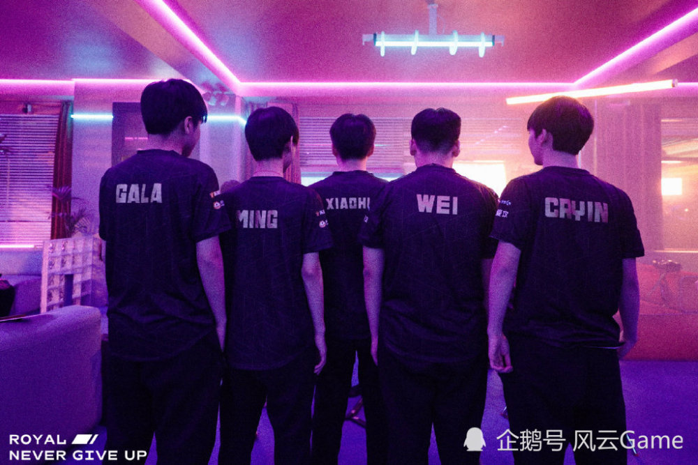 佛罗伦萨爆冷门,紫百合终结豪门连胜纪录